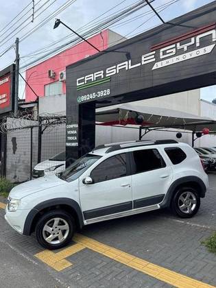 RENAULT DUSTER 2.0 DYNAMIQUE 4X2 16V FLEX 4P AUTOMÁTICO